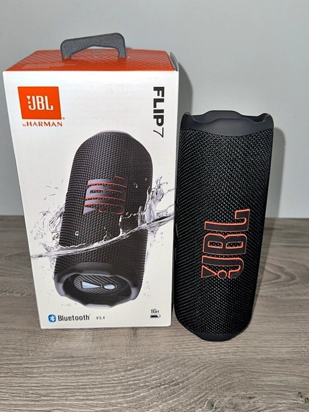 JBL Flip 7 Bluetooth Speaker Black – Open Box, Like New
